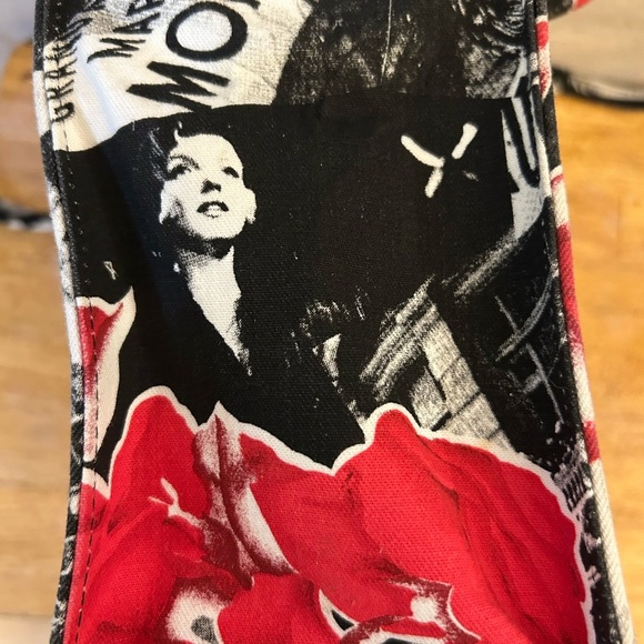 Vintage Marilyn Monroe & Elvis Presley Black and Red Rose Women'sBag - Picture 12 of 13